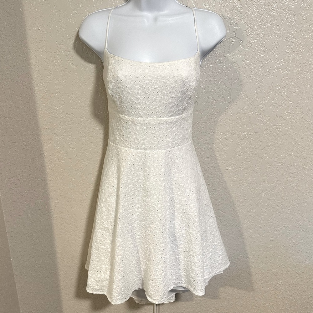 Women's White Fitted Scoop Neck Mini Fit and Flare Dress | Size 13